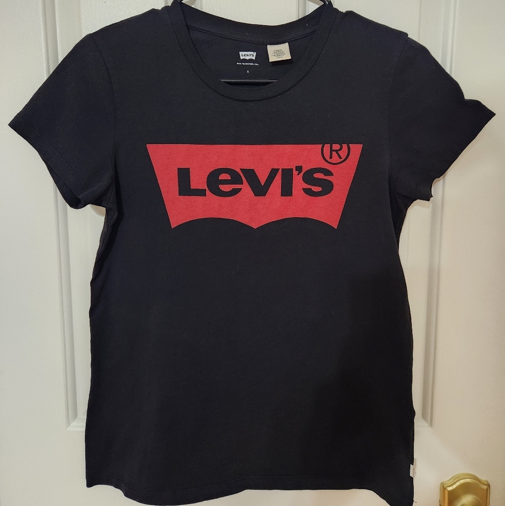 Levi's Black Tee with Red Logo
